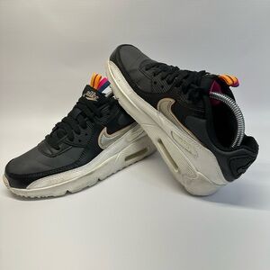 Nike Air Max 90 LTR (GS) Girl's Size 6Y Sneakers Off Noir Metallic Pewter